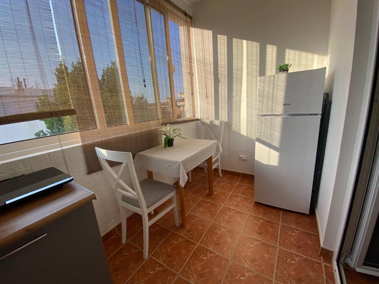 Alina'S Apartment Бечичи Экстерьер фото