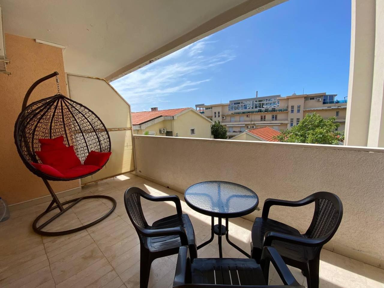 Alina'S Apartment Бечичи Экстерьер фото
